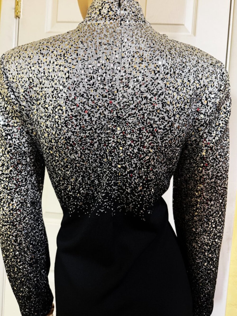 Excellent St John Ombre Silver to fading Black Evening Dress sz 12 WOW - Picture 10 of 11
